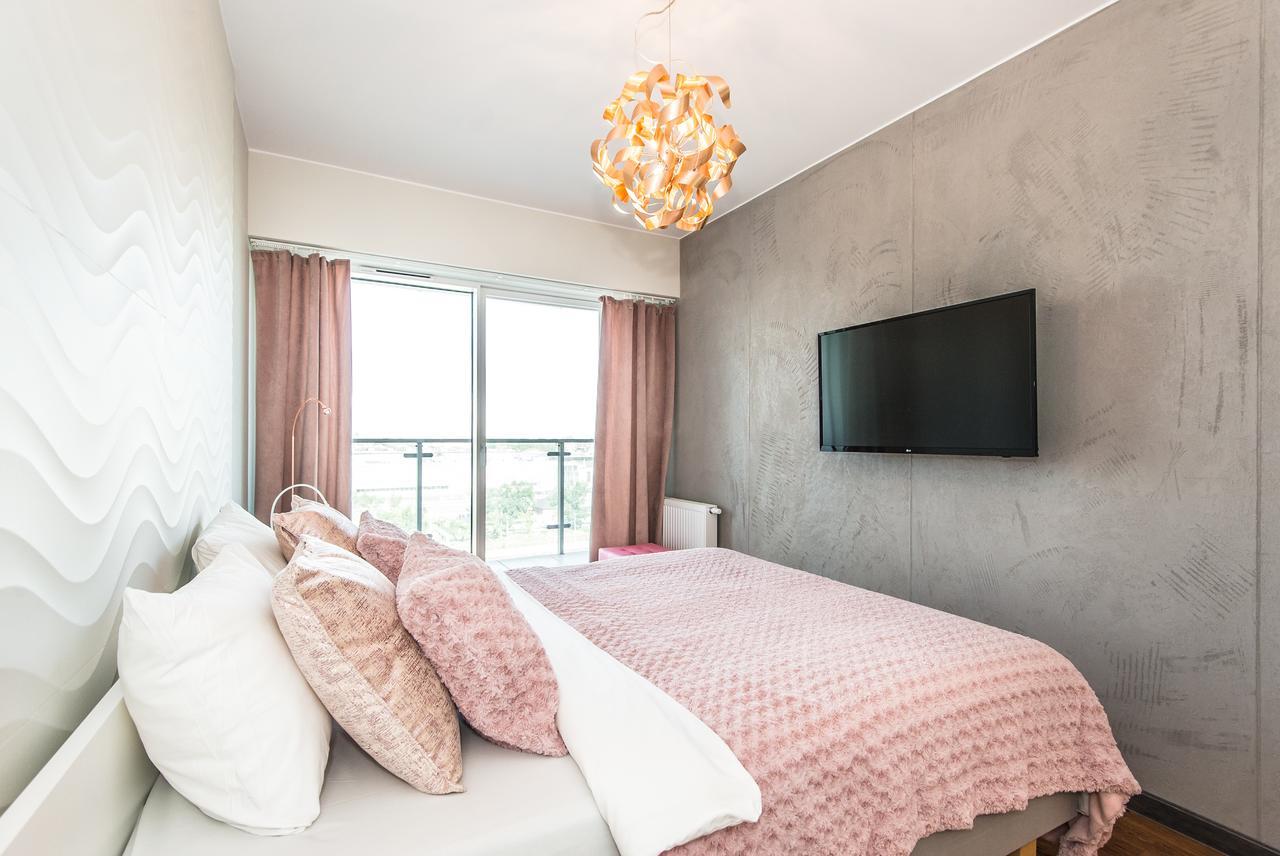 Super-Apartamenty International Fair 포즈난 외부 사진